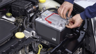 Aracı Vurdurarak Çalıştırmak Zararlı Mı?