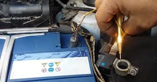 Araçta Elektrik Kaçağı Olduğu Nasıl Anlaşılır