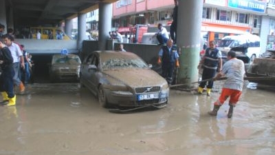 Sel Hasarlı Araçlara Dikkat , Tramer Sorgusu Temiz Olmasına Rağmen...