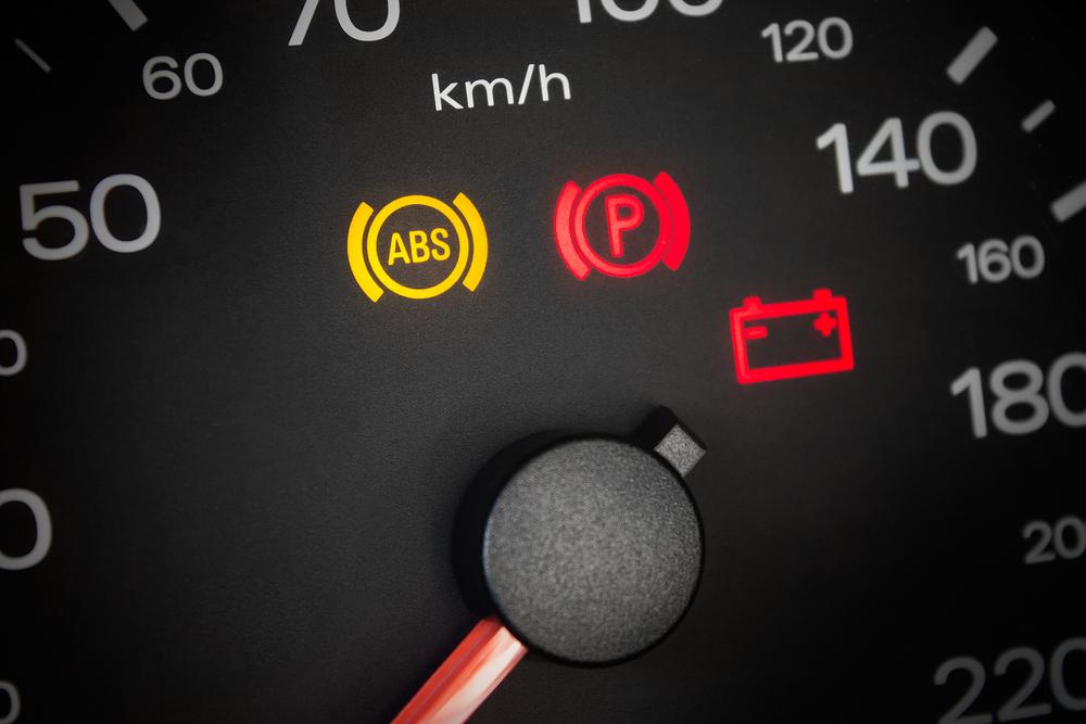 ABS Arıza Lambası Yanıyor, Hız Göstergesi ve Kilometre Sayacı Çalışmıyor?