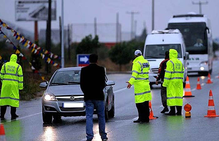 Trafik Cezası İtiraz , Trafik Cezasına kaç gün içinde İtiraz edebilirim? İtiraz Dilekçesi, Cezaya İtiraz Ödemeyi Durdurur mu?